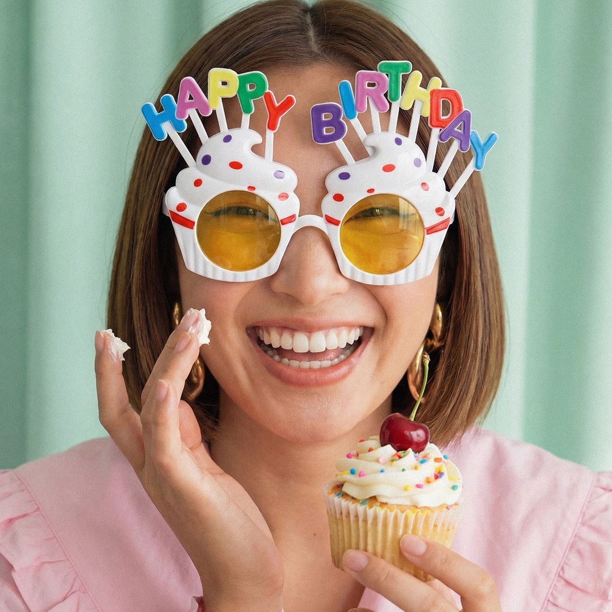 1 Paar - Brille Cupcake Happy Birthday - Weiß