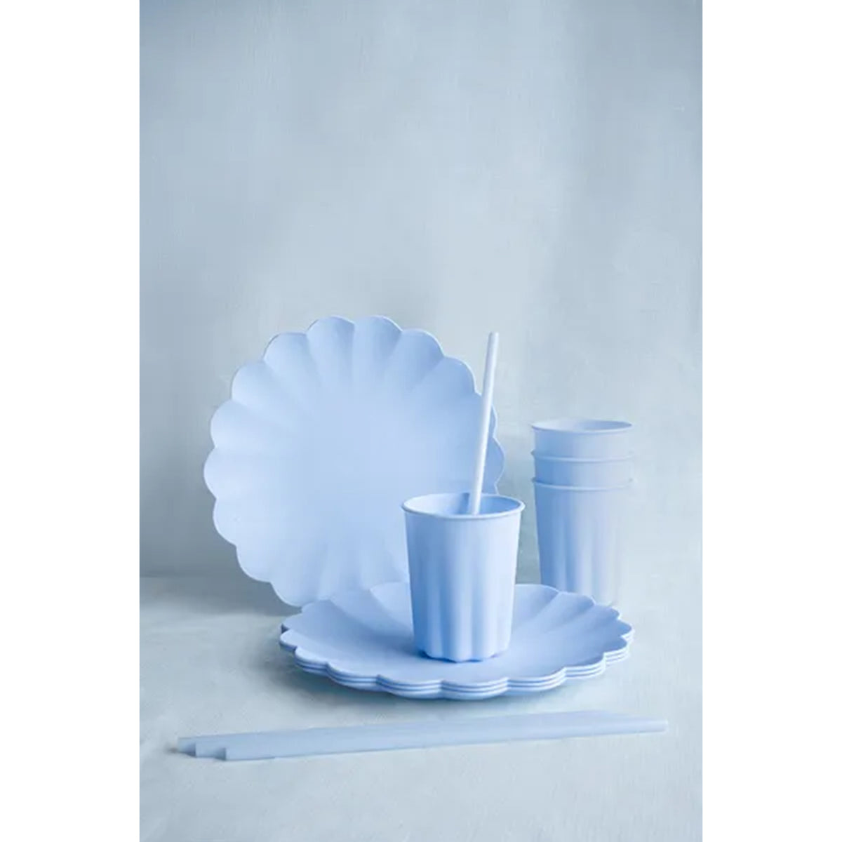 4 Plastikteller - Rüsche - Light Blue